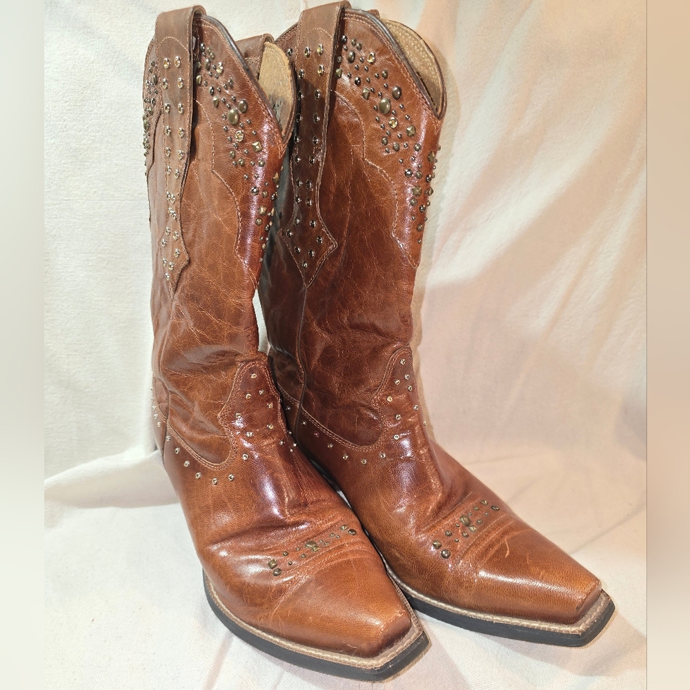 Ariat Brown Studded Western Boots
